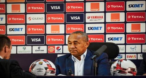 أحمد أحمد يتحدث عن دعم الأندية الأفريقية وموعد استئناف البطولات القارية